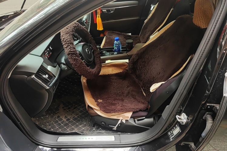 Used Volvo S90 2017 T4 Zhiyi Edition
