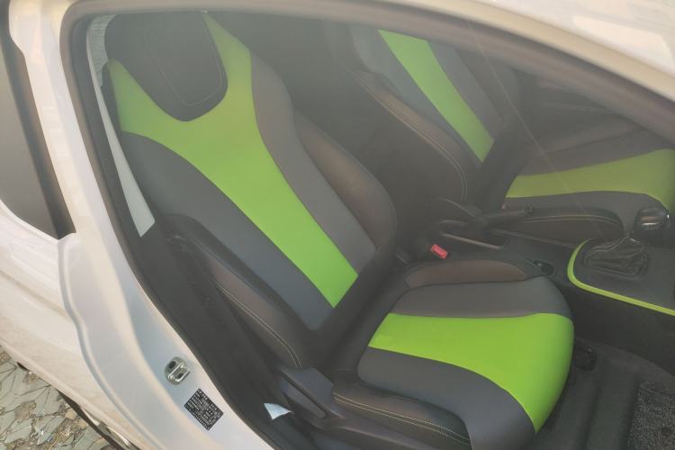 Used Roewe Clever 2021 302km Excellence Edition
