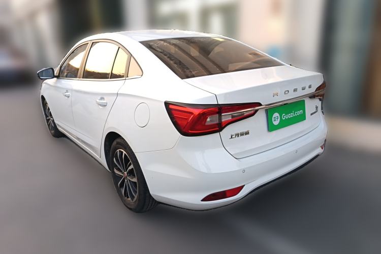 Used Roewe i5 2020 1.5L Automatic 4G Connect Luxury Flagship Edition
