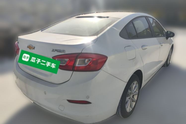 Used Chevrolet Cruze 2017 1.5L Automatic Pioneer Sunroof Edition
