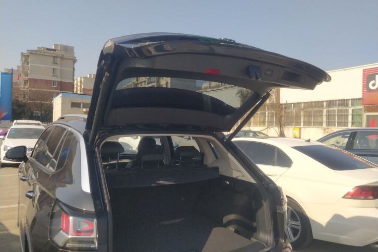 Used Volkswagen Tayron 2023 280TSI Two-Wheel-Drive Luxury Plus Advanced Version