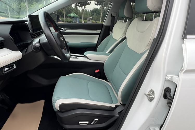 Used Geely Auto Emgrand L HiP 2022 1.5TD-DHT Pro 100KM Super Swift
