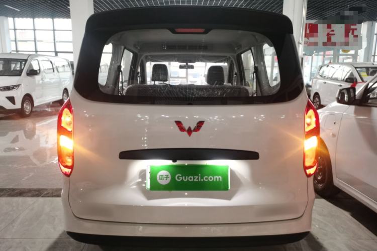 Used Wuling Hongguang New Energy 2024 All-Electric Model 300KM Standard Version
