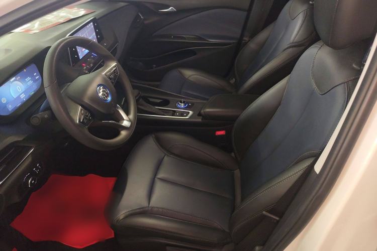 Used Buick Velite 6 2023 430km Range Commuter Version
