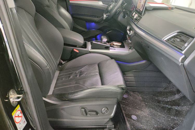 Used Audi Q5L 2021 40 TFSI Fashion Dynamic Model
