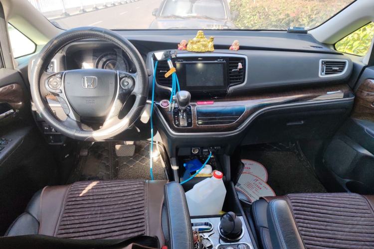 Used Honda Odyssey 2015 Updated Version 2.4L Smart Edition
