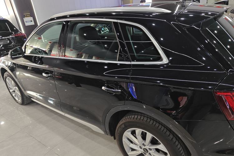 Used Audi Q5L 2023 40T Luxury Elegant Model
