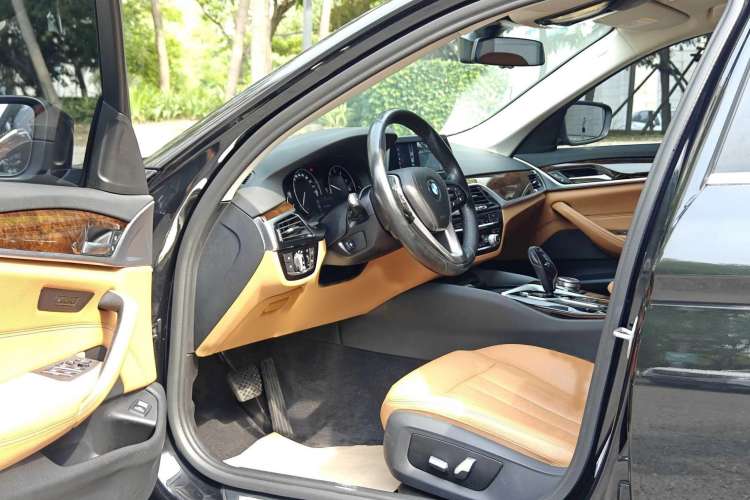 Used BMW 5 Series 2018 528Li Launch Special Edition
