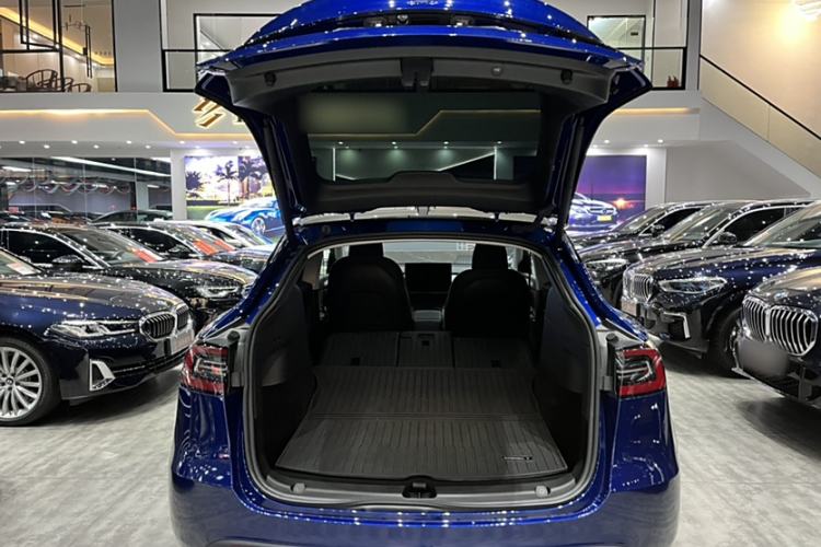 Used Tesla Model Y 2024 Rear-Wheel-Drive Version
