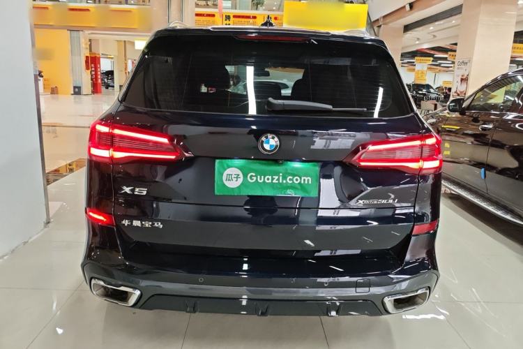 Used BMW X5 2022 Restyled xDrive 30Li Luxury Version M Sport Package