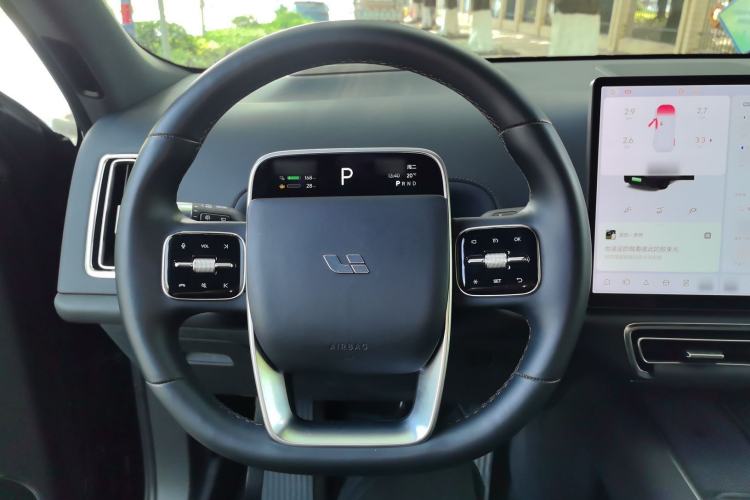 Used Li Auto L8 2023 Pro Model
