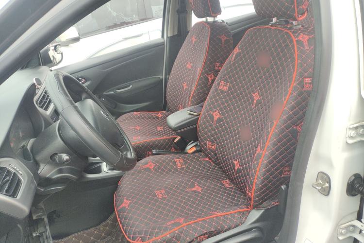 Used Citroen Elysee 2015 Zhishang Edition 1.6L Manual Fashion Model