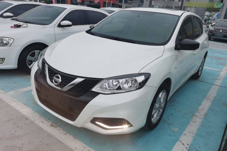 Used Nissan Tiida 2021 1.6L CVT Cool Edition
