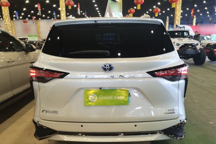 Used Toyota Sienna 2021 2.5L Hybrid Luxury Edition
