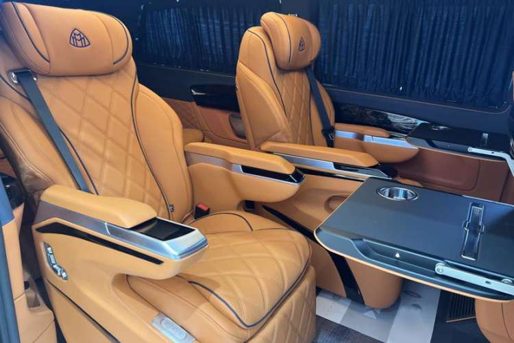 Used Mercedes-Benz Vito 2024 2.0T Elite Version 7 Seats
