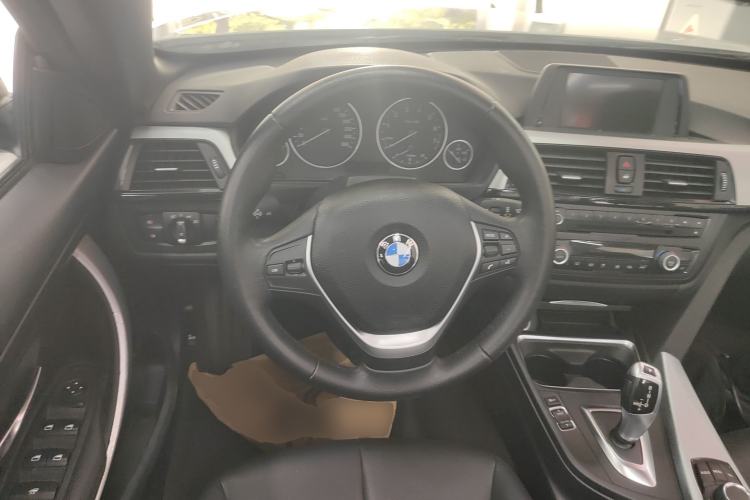 Used BMW 4 Series 2014 420i Convertible Fashion Model