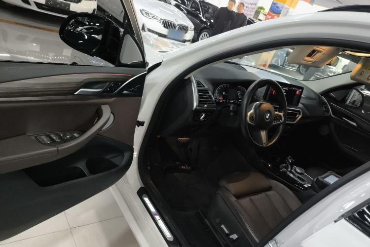 Used BMW X3 2022 Second Facelift xDrive30i Leading Edition M Night Sky Package
