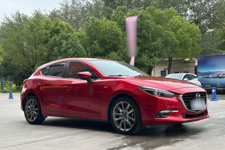 Used Mazda Mazda 3 Axela 2017 Hatchback 2.0L Automatic Sport Model China V Emission Standard