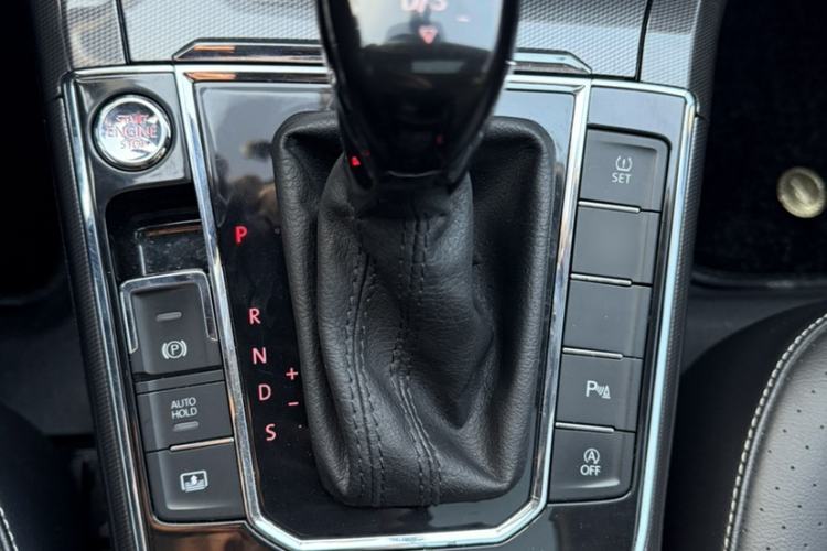 Used Volkswagen Passat 2017 330TSI DSG Prestige Edition
