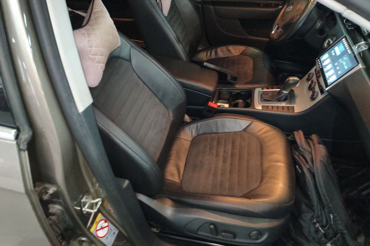 Used Volkswagen Magotan 2015 Facelift 1.8TSI Luxury Model
