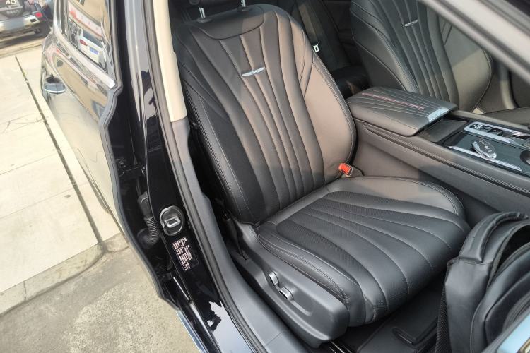 Used Hongqi H5 2023 2.0T Automatic Smart Connect Flagship Edition
