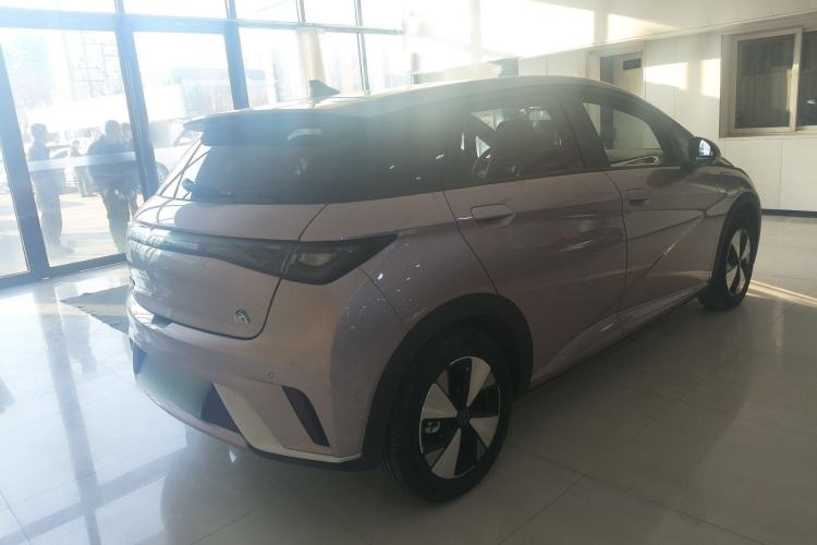 Used BYD Dolphin 2023 420 km Fashion Edition
