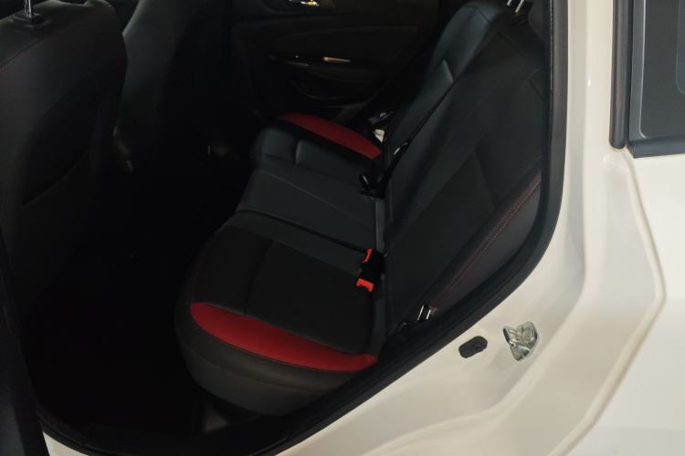 Used Changan CS15 2016 1.5L Manual Luxury Edition
