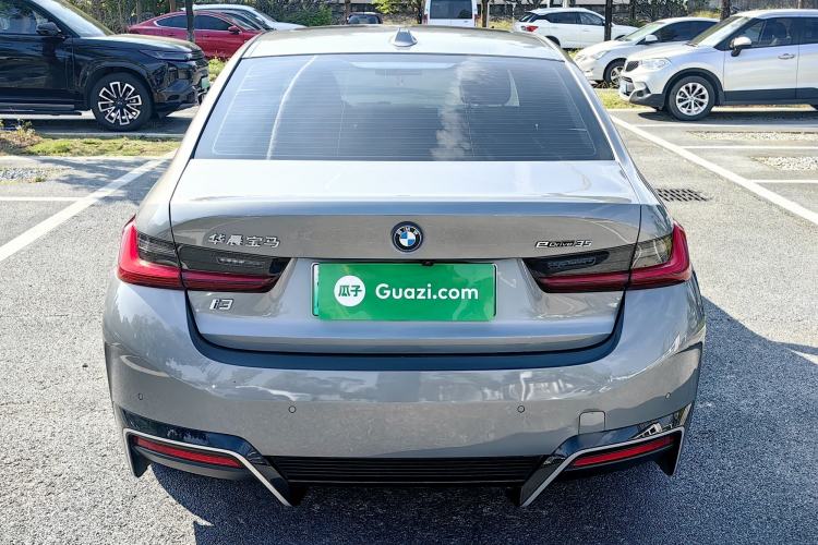 Used BMW i3 2022 eDrive 35 L
