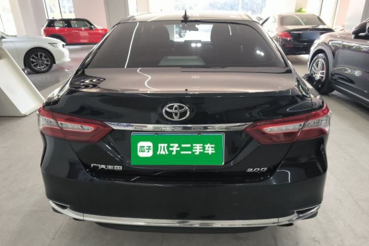 Used Toyota Camry 2023 2.0G Luxury Edition

