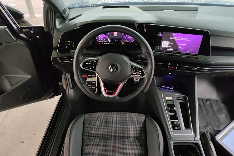 Used Volkswagen Golf GTI 2023 380TSI DSG GTI
