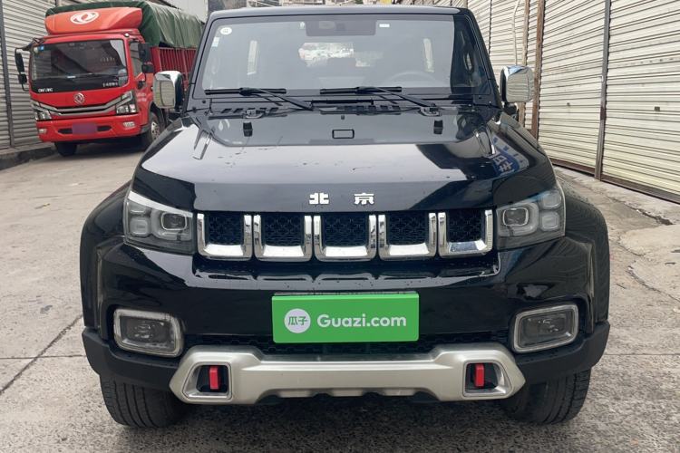 Used  BJ40 2018 2.0T Manual Diesel Four-Wheel Drive Prestige Edition
