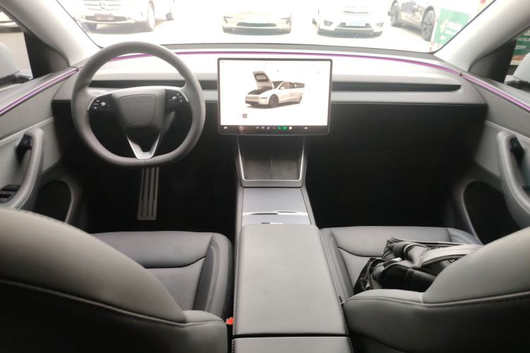 Used Tesla Model Y 2025 Rear-Wheel-Drive Version