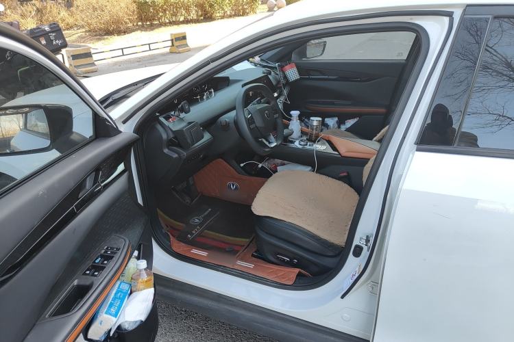 Used Changan UNI-V iDD 2023 Zhidian iDD 1.5T 113km Smart & Fun Version (Rapid Edition)
