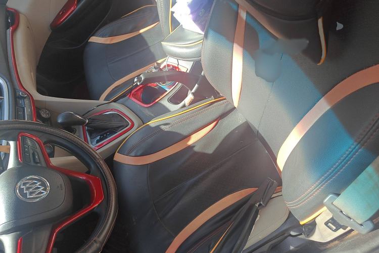 Used Buick GT 2015 15N Automatic Elite Version
