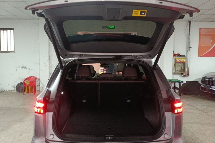 Used Geely Auto Monjaro L 2024 2.0TD High-Power Automatic Two-Wheel Drive Yunqi Version
