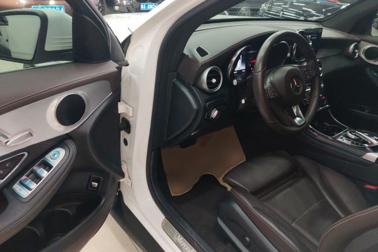 Used Mercedes-Benz GLC 2019 GLC 200 L 4MATIC
