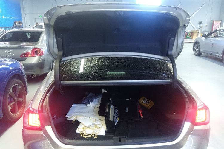 Used Lexus ES 2018 260 Excellence Edition China VI Standard
