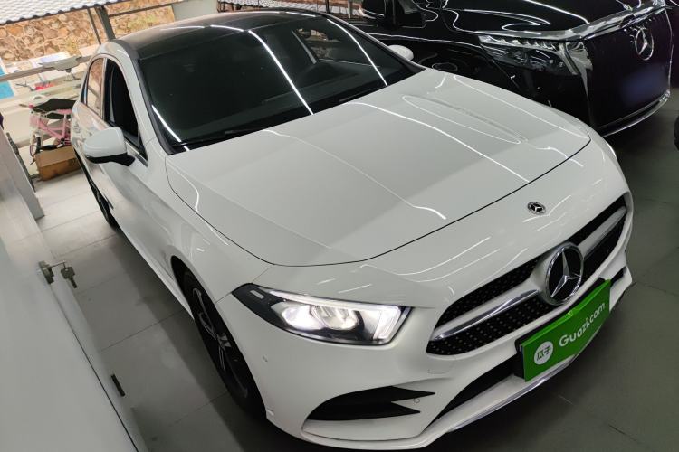 Used Mercedes-Benz A-Class 2022 Second Facelift A 200 L Sport Sedan Fashion Version
