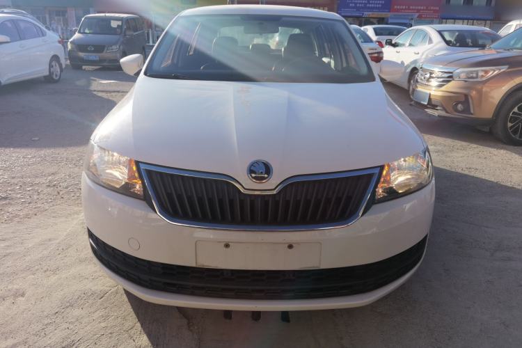 Used Skoda Rapid Spaceback 2016 Revised Version 1.6L Automatic Front-Drive Edition