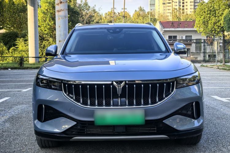 Used VOYAH FREE 2023 Four-Wheel Drive Extended-Range Model with Ultra-Long Range
