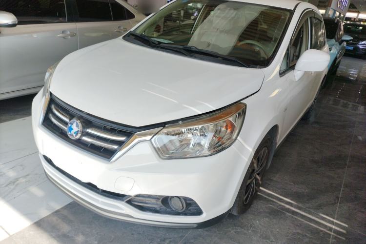 Used Venucia D50 2015 1.6L Automatic Fashion Edition