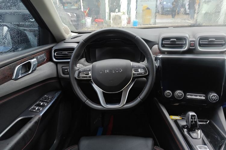 Used Lynk & Co 02 2018 1.5T DCT Two-Wheel Drive Pro Version China V Emission Standard
