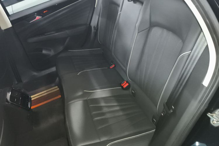 Used Volkswagen Passat 2024 330TSI Starry Elite Edition
