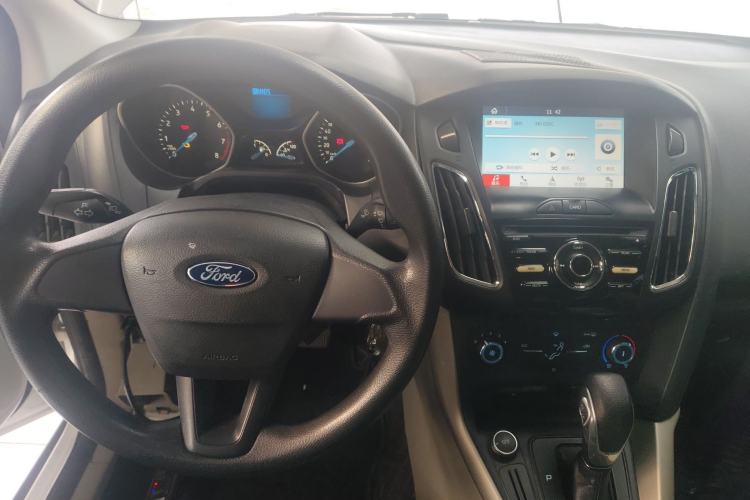 Used Ford Focus 2017 Sedan 1.6L Automatic Comfort Plus SmartDrive Edition