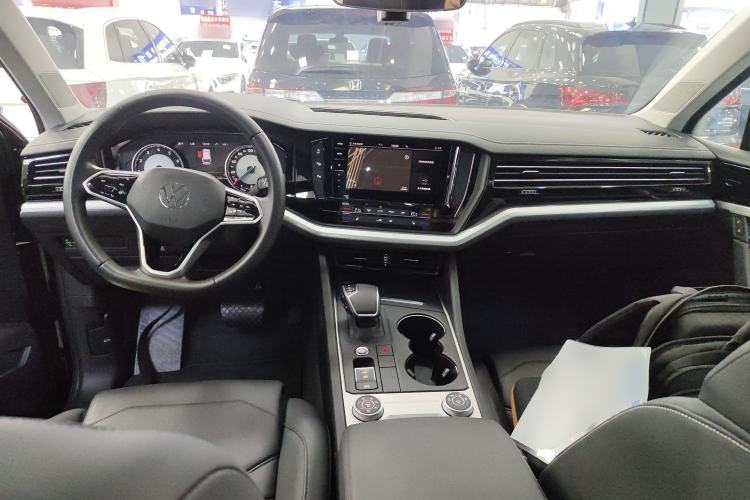 Used Volkswagen Touareg 2022 2.0 TSI Flagship Special Edition
