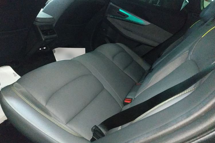 Used Lynk & Co 08 EM-P 2023 220km All-Wheel-Drive Performance Halo
