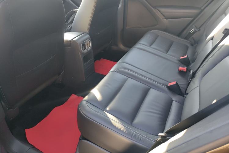 Used Volkswagen Tiguan 2016 280TSI Automatic Two-Wheel Drive Silk Road Comfort Edition
