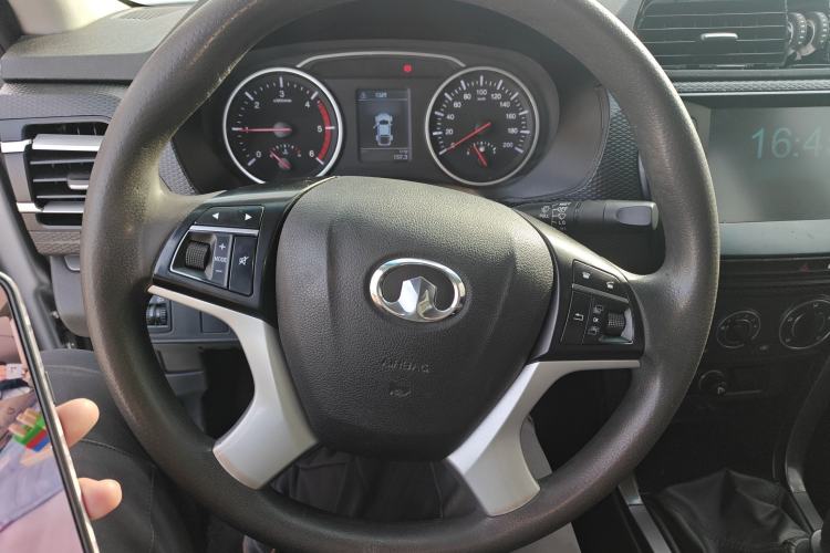 Used Great Wall Wingle 5 2017 2.0T European Version Diesel Two-Wheel Drive Elite Plus Big Double-Cab GW4D20D
