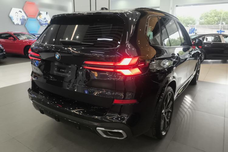Used BMW X5 2023 xDrive 30Li Luxury M Sport Night Edition Package