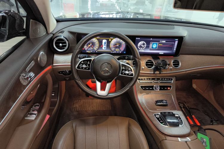 Used Mercedes-Benz E-Class 2019 E 300 L Luxury Model
